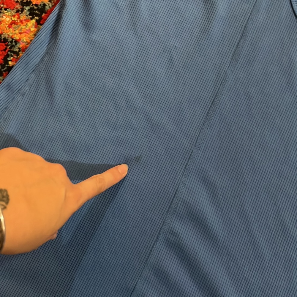 🍄Nike• Dri Fit Blue Razorback Tank Top - Picture 5 of 5